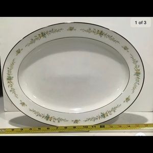 Noritake China: Christina 7056; Platter 16”